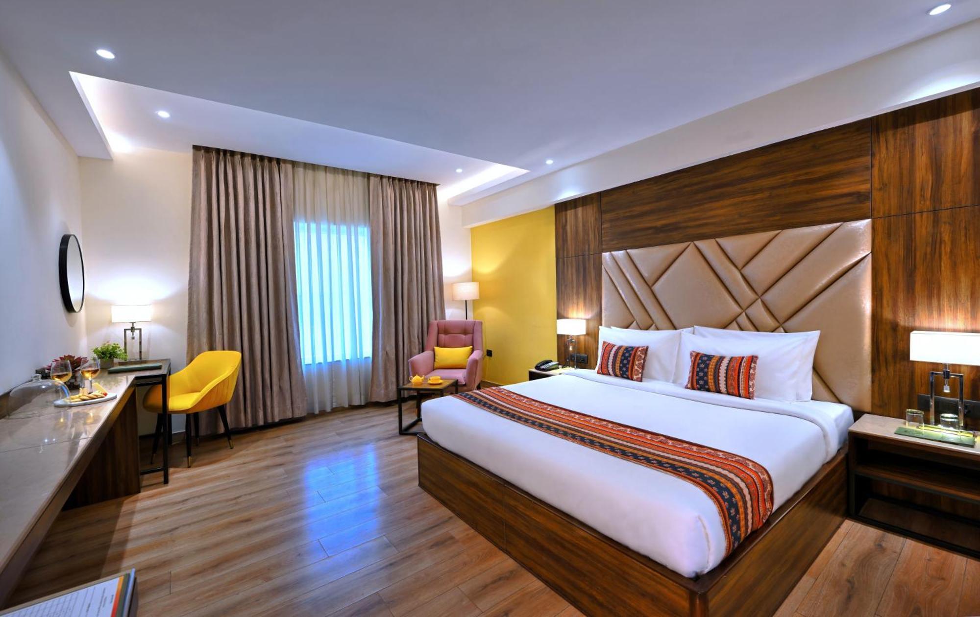 Golden Tulip Agra Hotel Agra  Ngoại thất bức ảnh