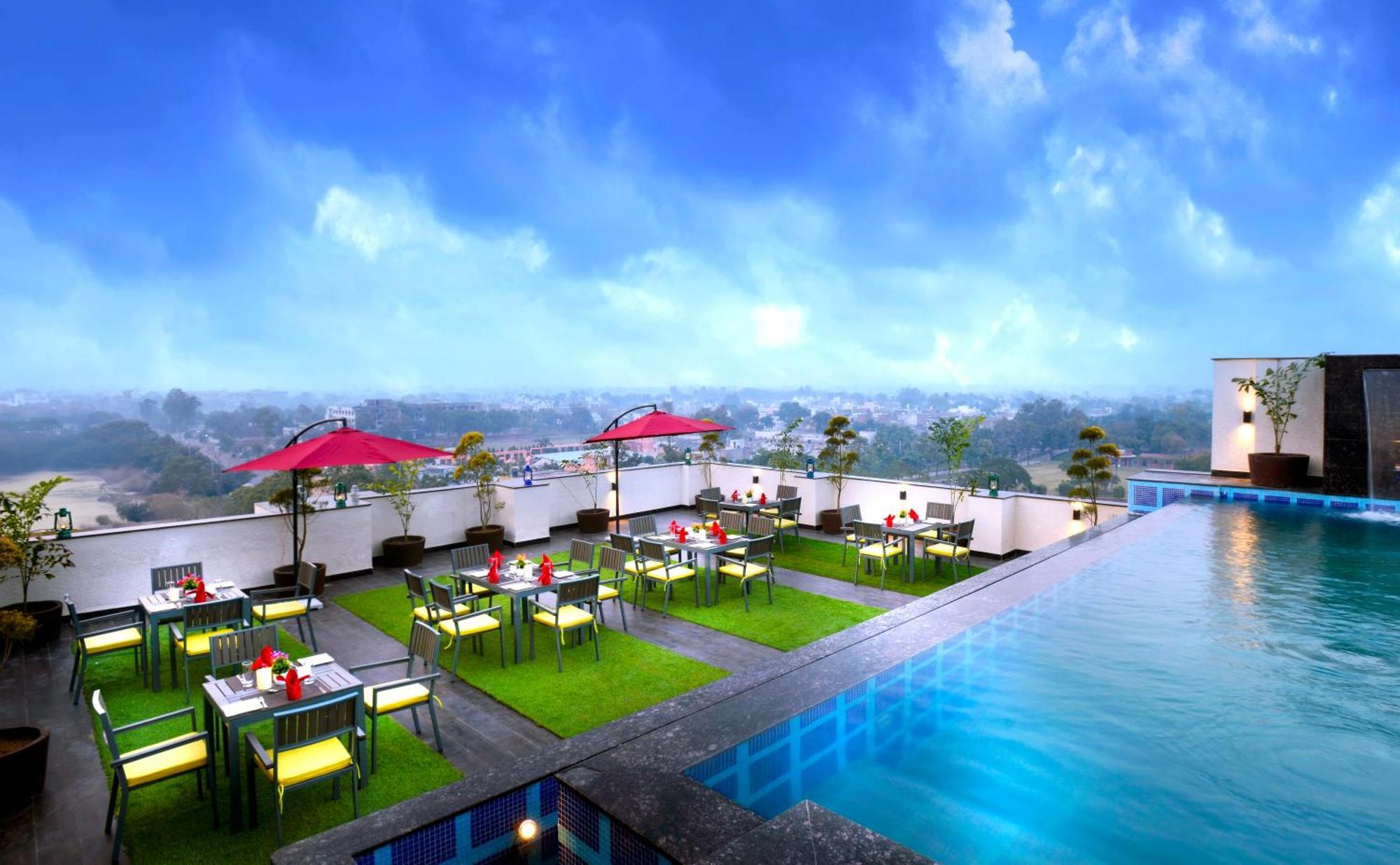 Golden Tulip Agra Hotel Agra  Ngoại thất bức ảnh