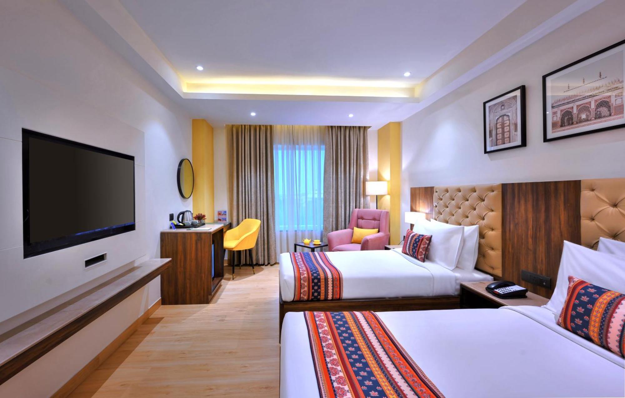 Golden Tulip Agra Hotel Agra  Ngoại thất bức ảnh