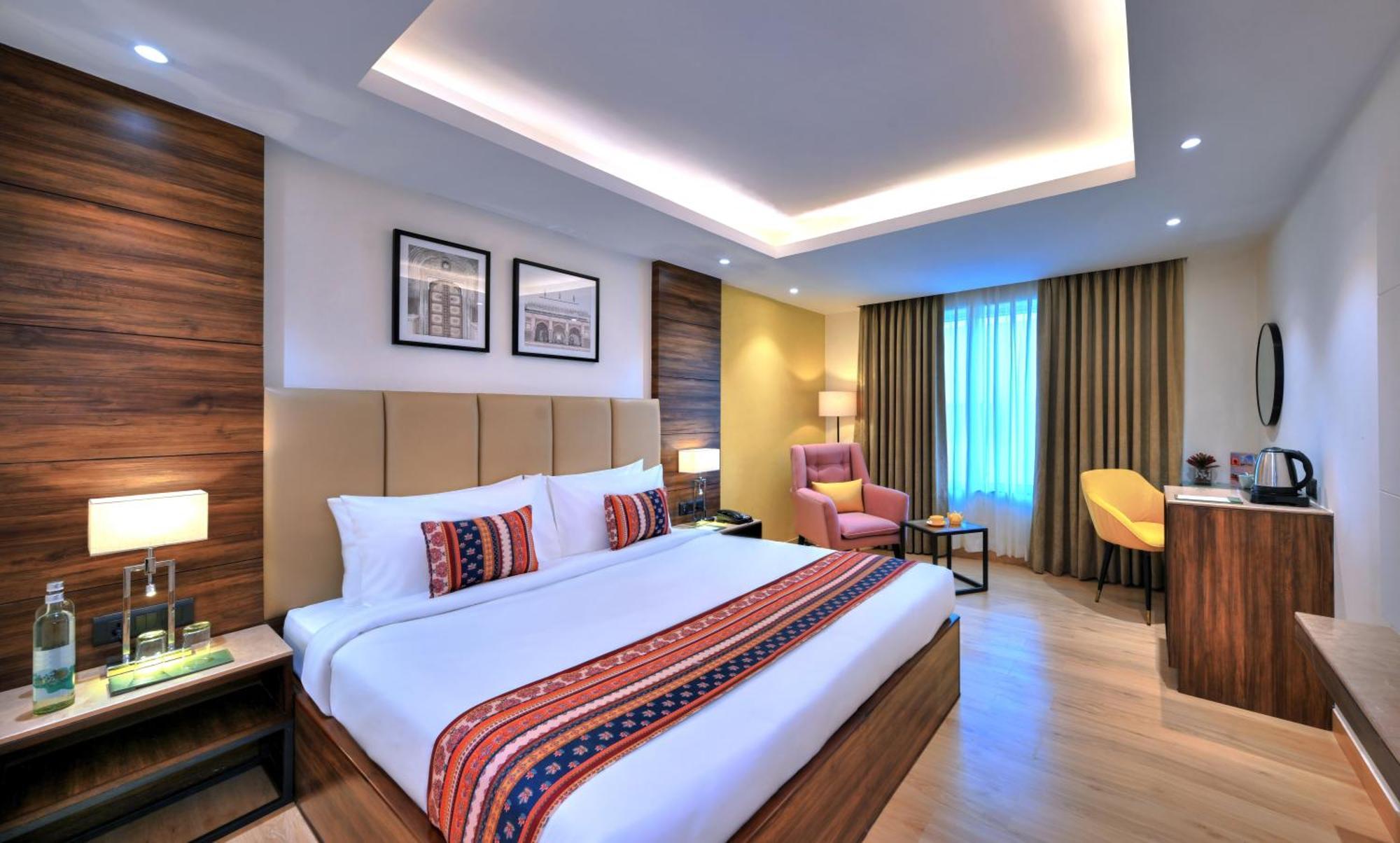 Golden Tulip Agra Hotel Agra  Ngoại thất bức ảnh